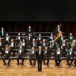 Несокрушимая и легендарная — Новосибирск, 21 февраля