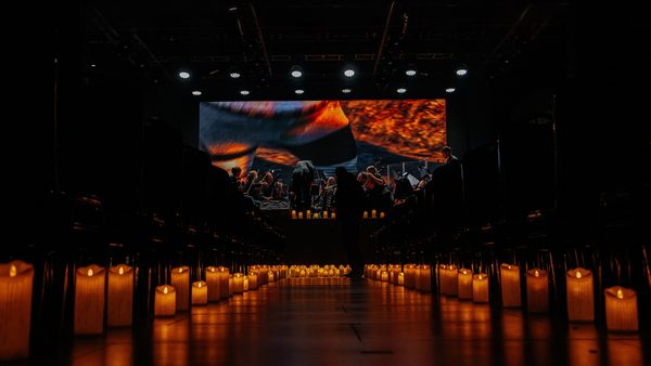 Майкл Джексон, Queen, Linkin park и другие. Мировые хиты в исполнении симфонического оркестра Эйфория