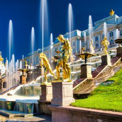 В Петергоф из Петербурга: Большой дворец, 200 фонтанов и морской бриз. Все включено — Санкт-Петербург, 4 октября